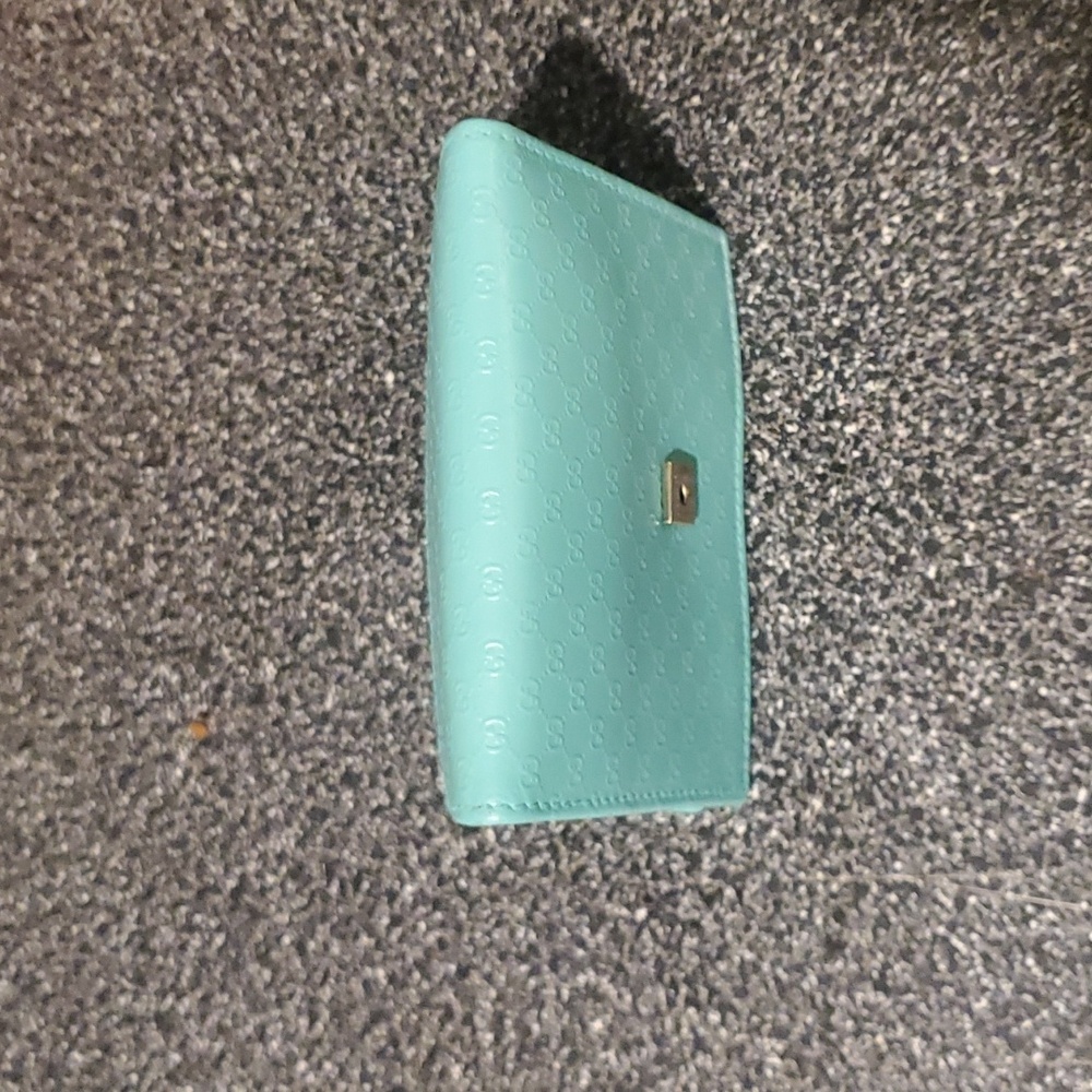 Gucci Micro Monogram Card Wallet - Picture 8 of 12